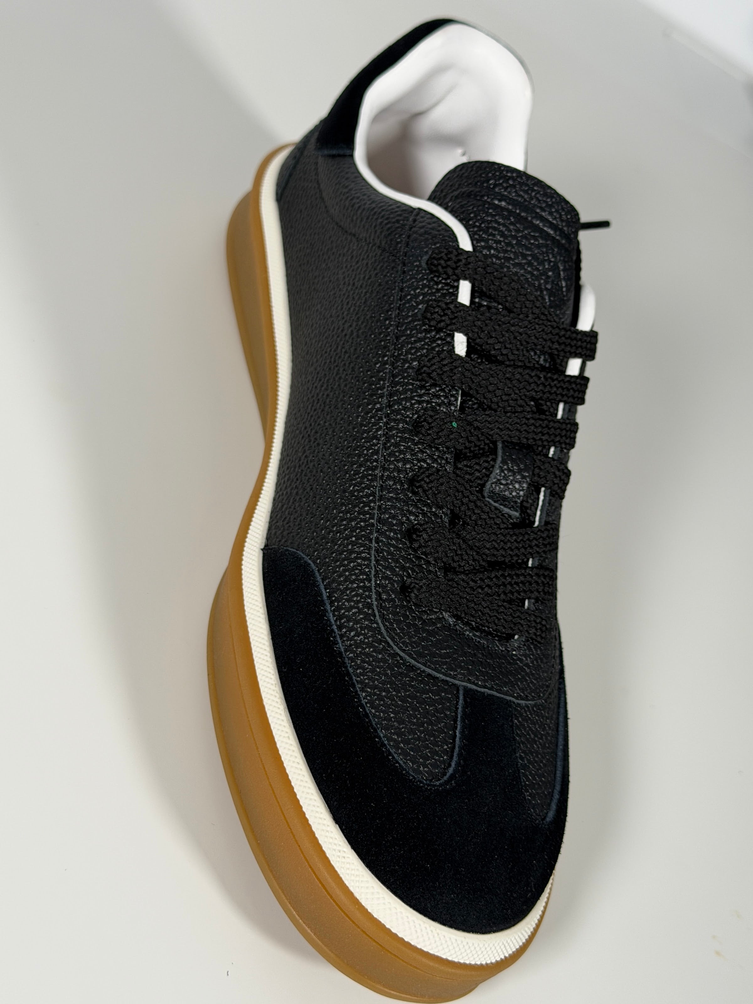 Black Tennis Walk Sneaker