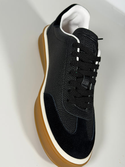 Black Tennis Walk Sneaker
